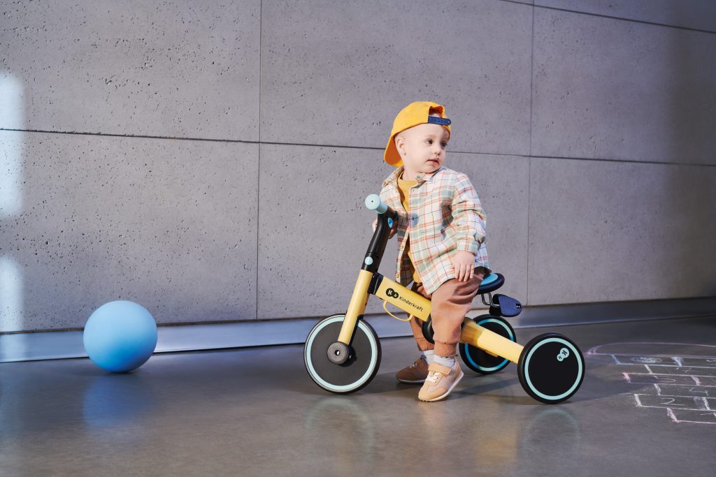 Kinderkraft Tricikl 4TRIKE Silver Grey
