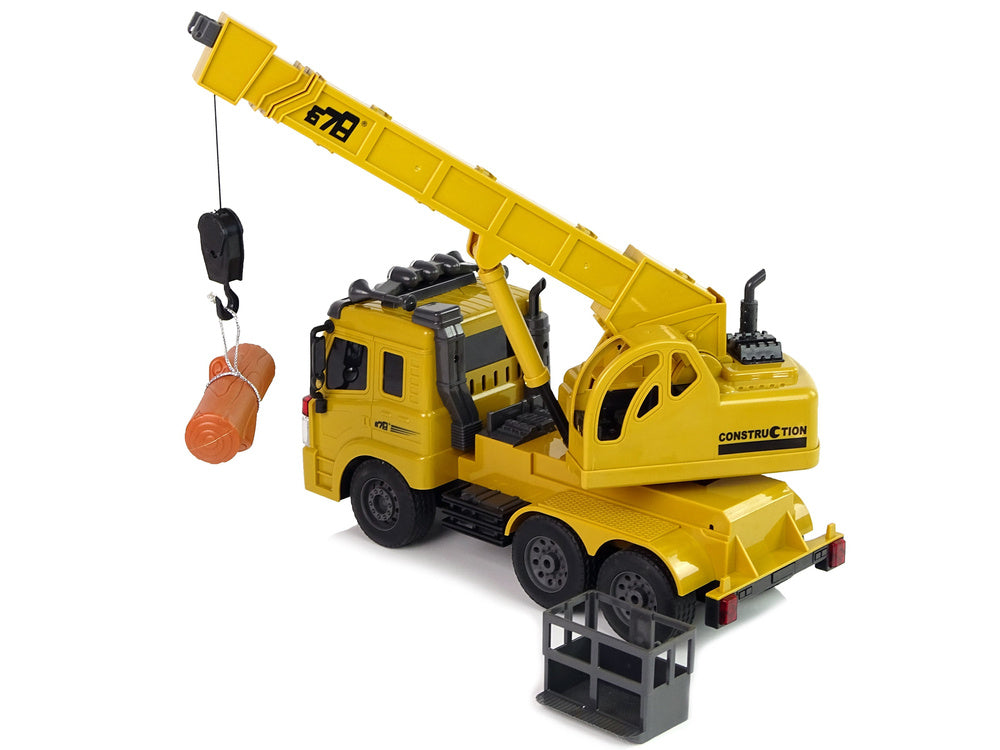 Remote Controlled Truck 1:20 Lift Crane Pilot 2.4G Sound Lights