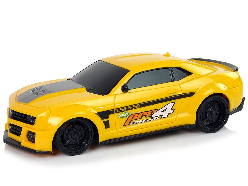 Auto na daljinsko upravljanje 1:24 Tinted - žuti