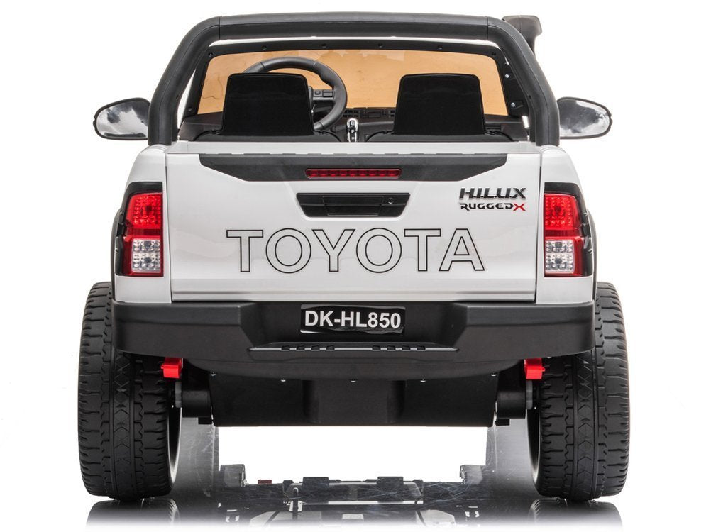 Toyota Hilux AKU dvosjed 4×4 bijela