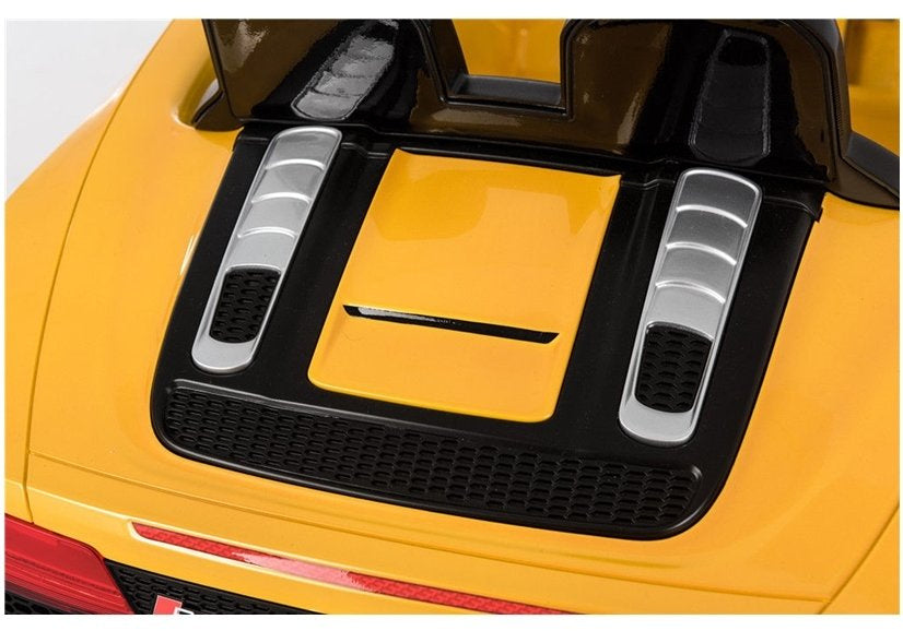 Licencirani auto na akumulator Audi R8 Spyder - žuti/lakirani