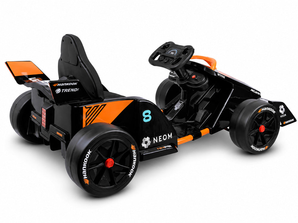 Formula E McLaren NEOM AKU