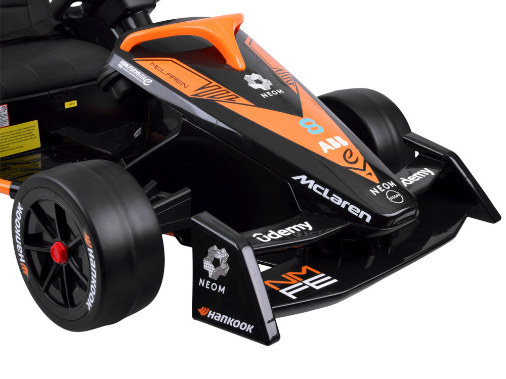 Formula E McLaren NEOM AKU