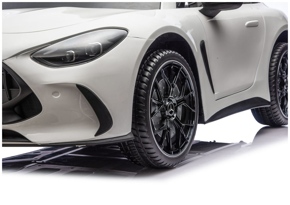 Licencirani auto na akumulator Mercedes GT63 AMG DK-GT63 24V - dvosjed - bijeli
