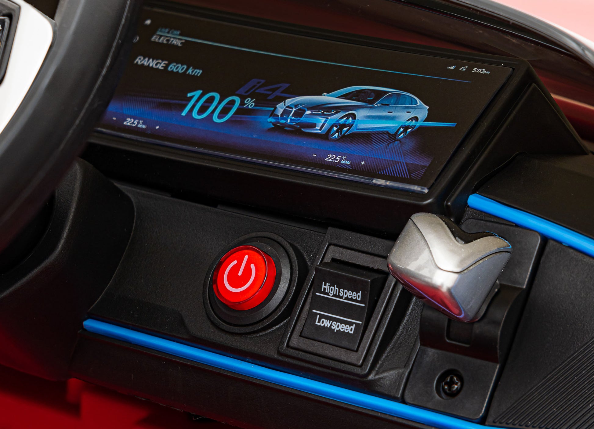 Licencirani auto na akumulator BMW I4 - crveni