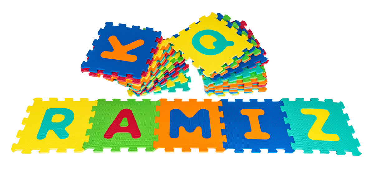 Edukativna podloga za igru - šarene puzzle s slovima i brojevima