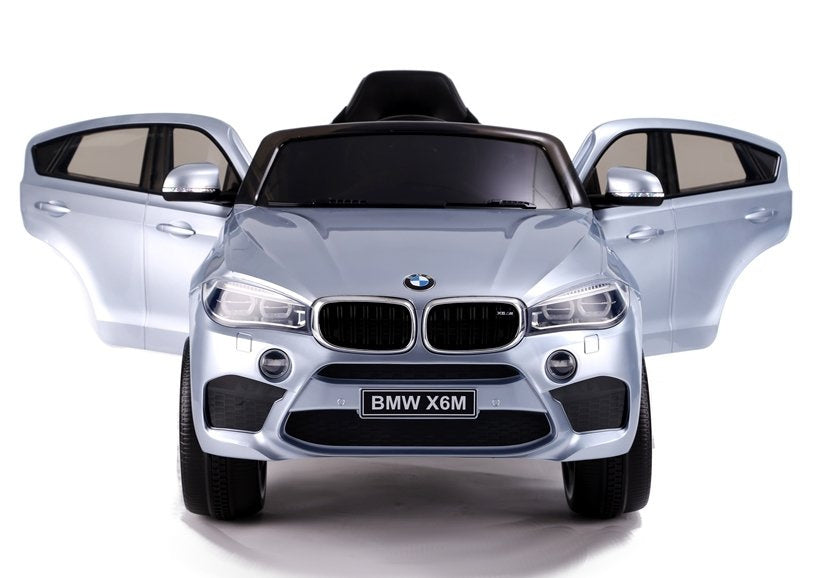 Licencirani auto na akumulator BMW X6 - sivi/lakirani