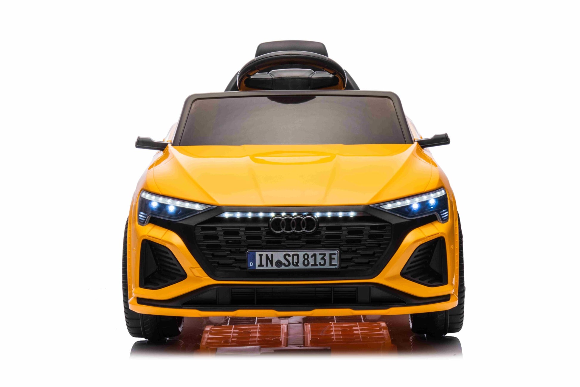 Licencirani auto na akumulator Audi SQ8 - žuti