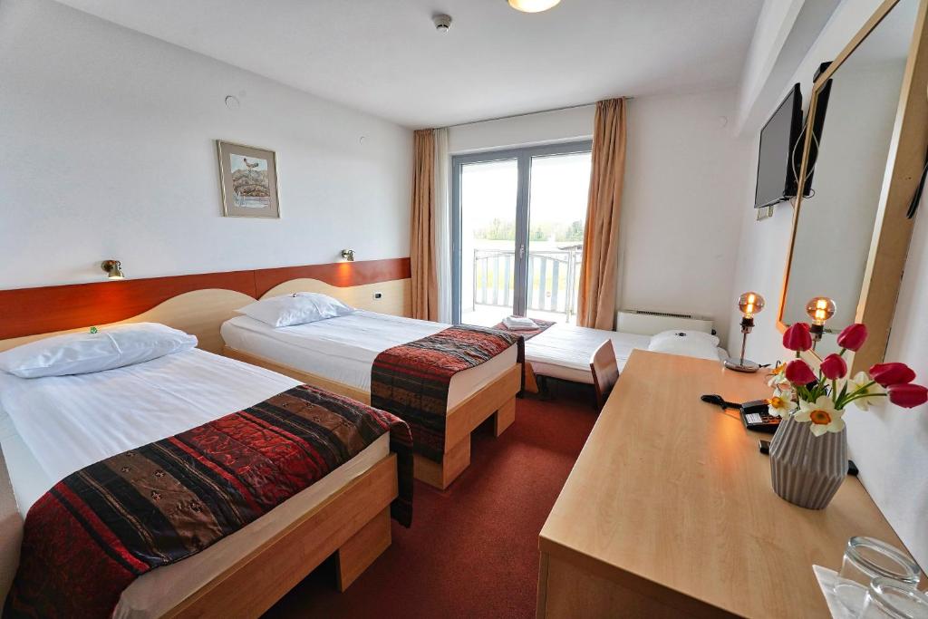 Bled, 3 éjszaka 2 fő részére reggelivel és 1x vacsorával - Krek Hotel
