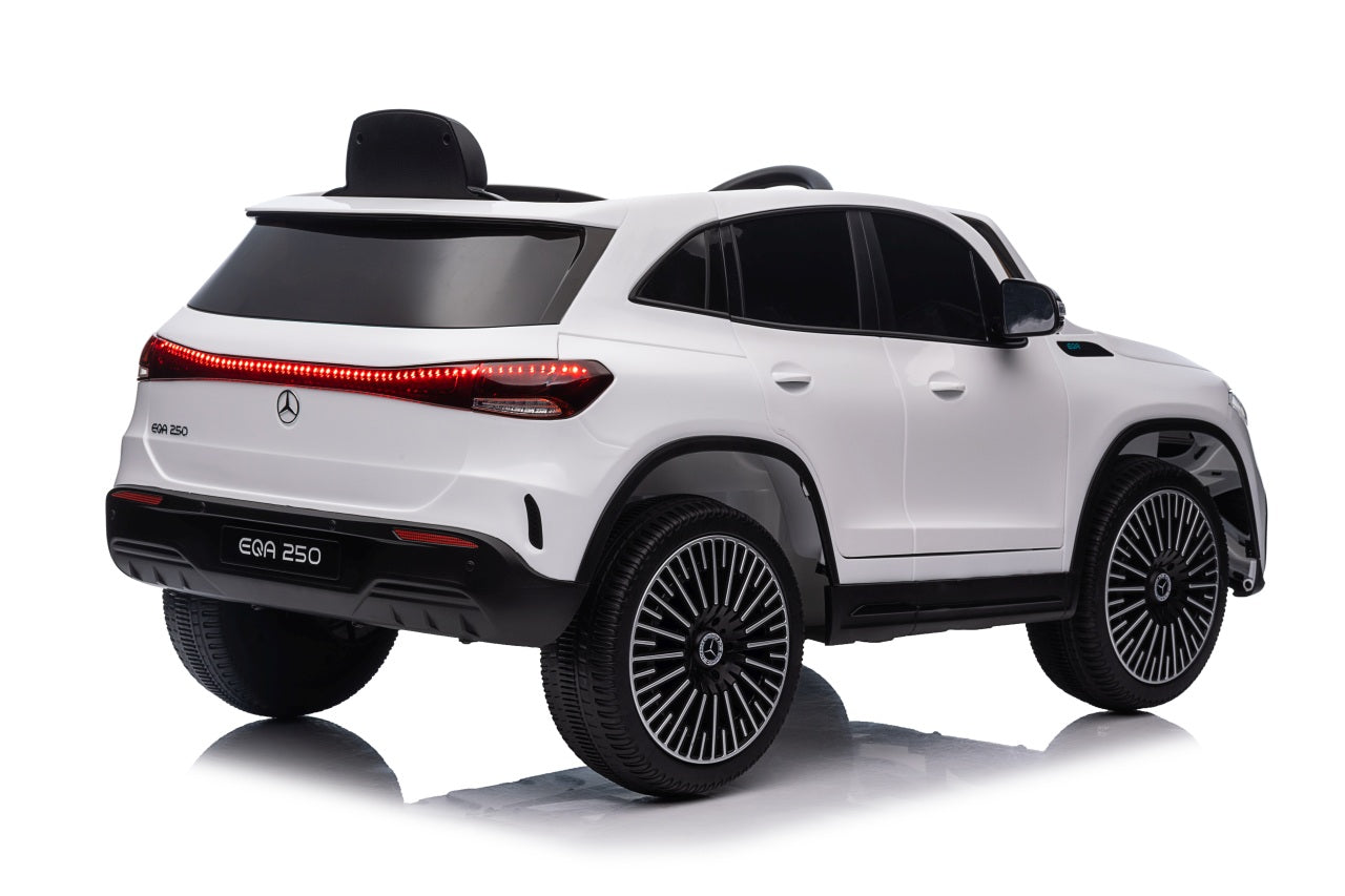 Licencirani auto na akumulator Mercedes Benz EQA 250 4x4 - bijeli
