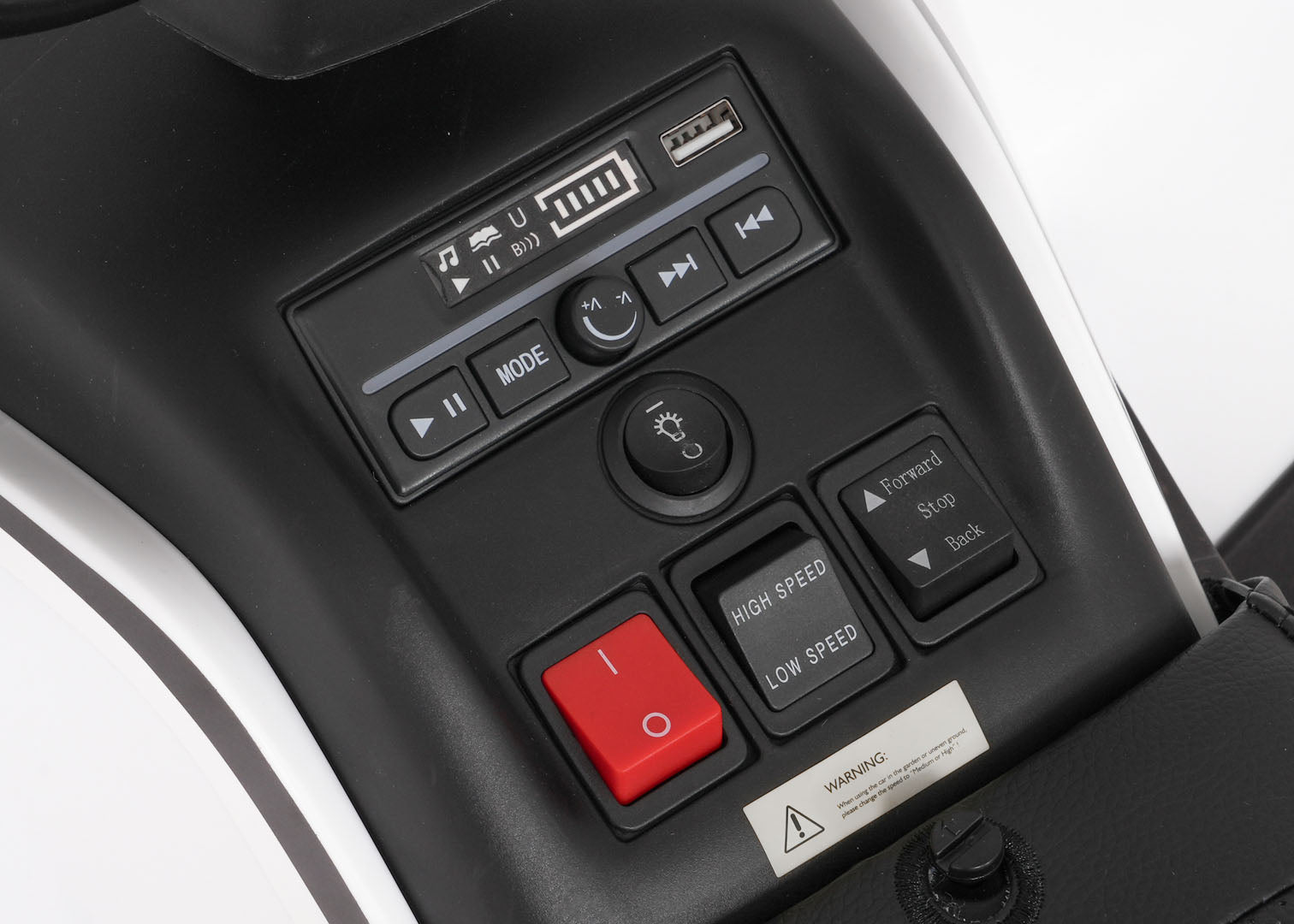 Quad na akumulator Fast Wheel 4x4 - bijeli