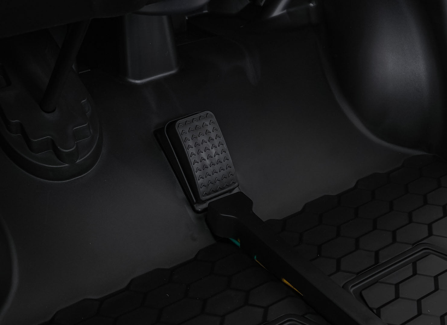 Buggy na akumulator PASSION 4x4 - dvosjed - bijeli