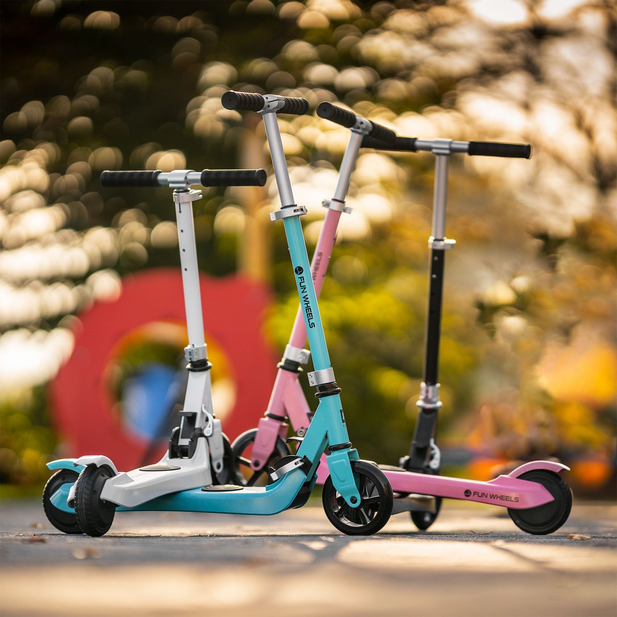 Električni romobil FUN WHEEL - bijeli
